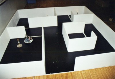 Labyrinth in the microinformatics laboratory
